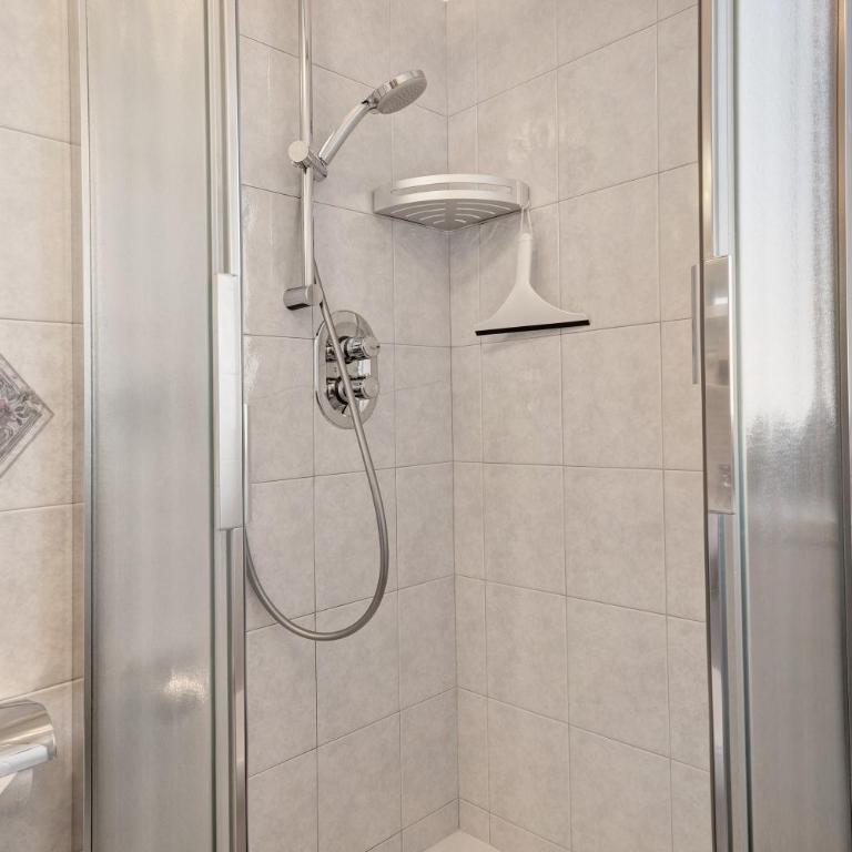 Wohnung Rosengarten Heigler Hof - Two-Bedroom Deluxe Apartment with Garden View - 18