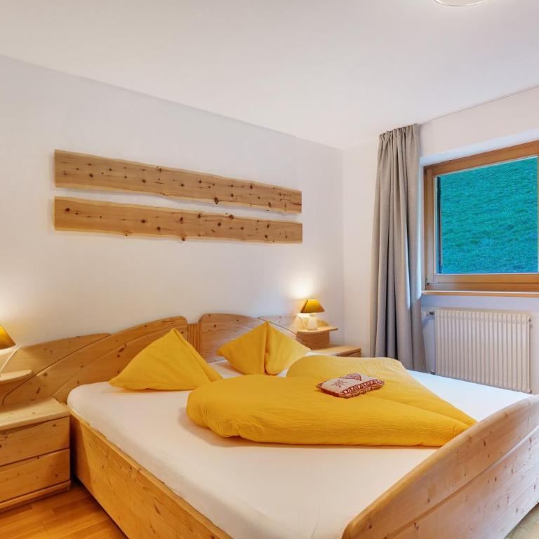 Wohnung Rosengarten Heigler Hof - Two-Bedroom Deluxe Apartment with Garden View - 13