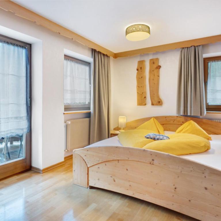 Wohnung Rosengarten Heigler Hof - Two-Bedroom Deluxe Apartment with Garden View - 3