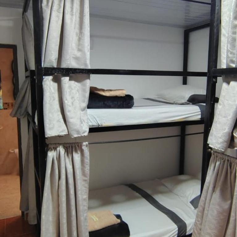 Casa Hostal La Iguana - Bunk Bed in Mixed Dormitory Room - 3