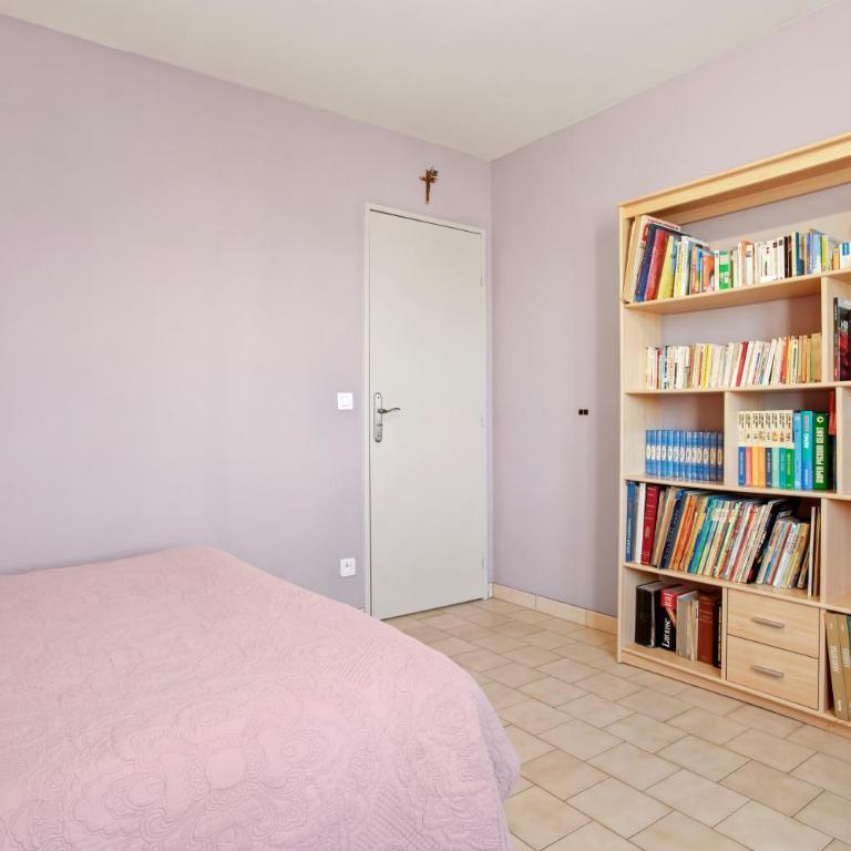 Chambre d'hôtes - Chambre Quadruple avec Douche - 12