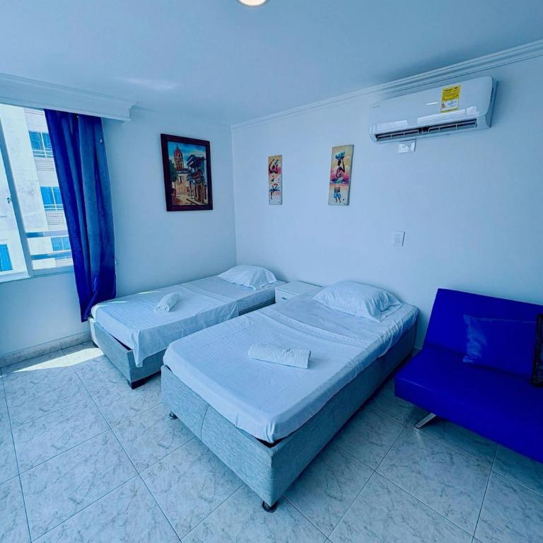 Lindos Apartamentos Frente a la playa - El Laguito - Apartment with Balcony - 8