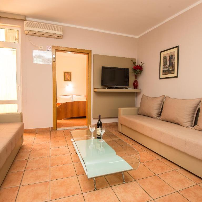 Apartments Sofija - One-Bedroom Apartment - 6