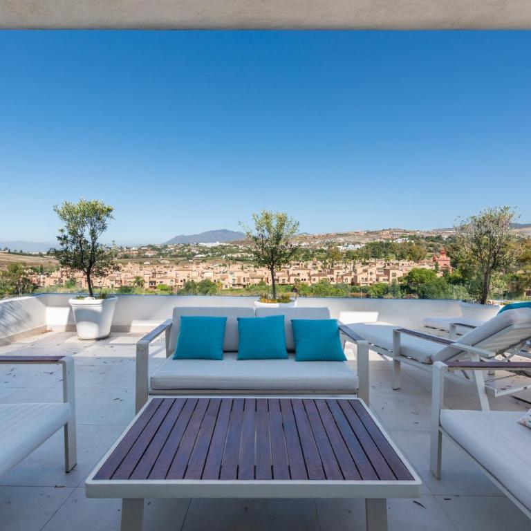 Cataleya 6, Atico 3-B - Apartamento de 3 dormitorios con vistas a las montañas - 3