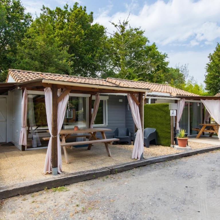 Chalet A Village Vacances - Appartement avec Terrasse - 1