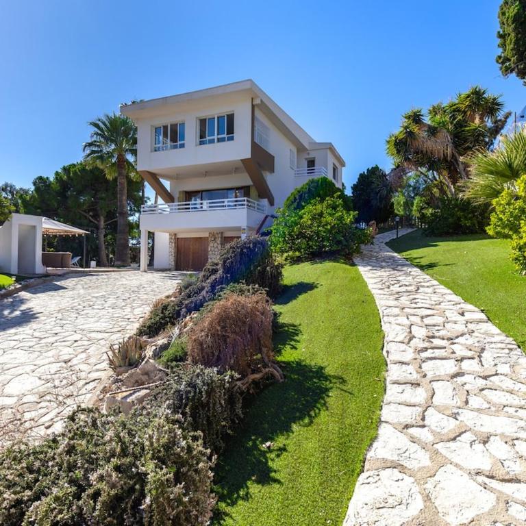 Urban Elegance by Fidalsa - Villa - 5