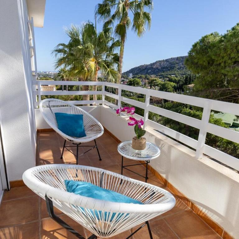 Urban Elegance by Fidalsa - Villa - 13