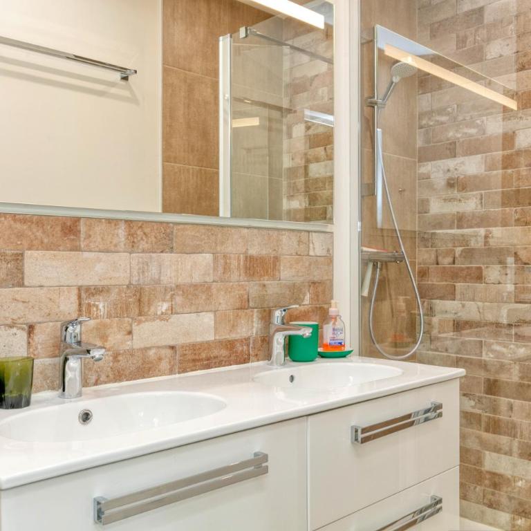 Appartement des Dryades, cosy 60m2 - Apartamento Deluxe de 2 dormitorios con vistas al jardín - 17