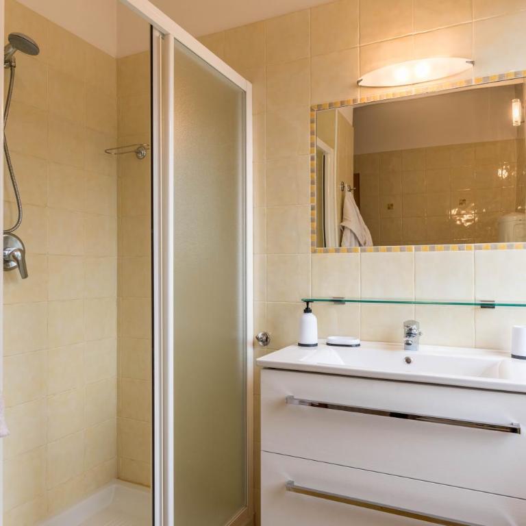 Residence La Pergola bilocale uno - Appartamento Superior con 1 Camera da Letto e Balcone - 22