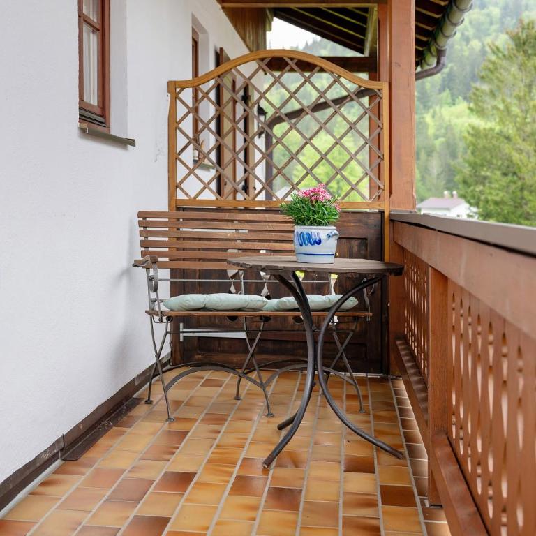 Ferienwohnung Huttenberg - Superior Apartment mit 1 Schlafzimmer und Balkon - 28