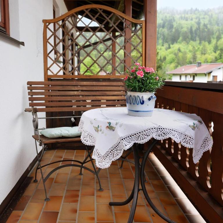 Ferienwohnung Huttenberg - Superior Apartment mit 1 Schlafzimmer und Balkon - 29
