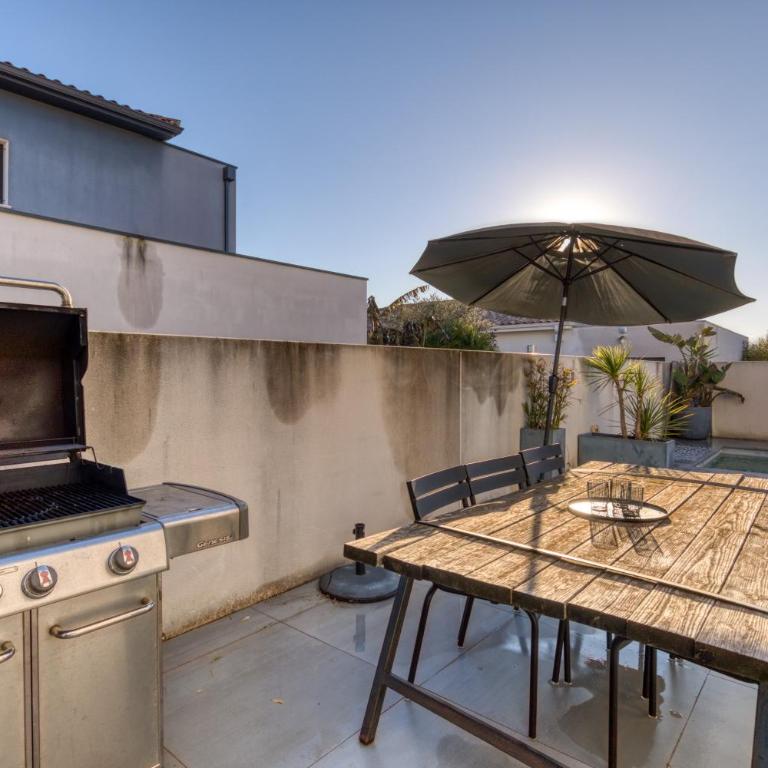 Sublime Maison Moderne avec piscine - Villa - Vue sur Jardin - 26