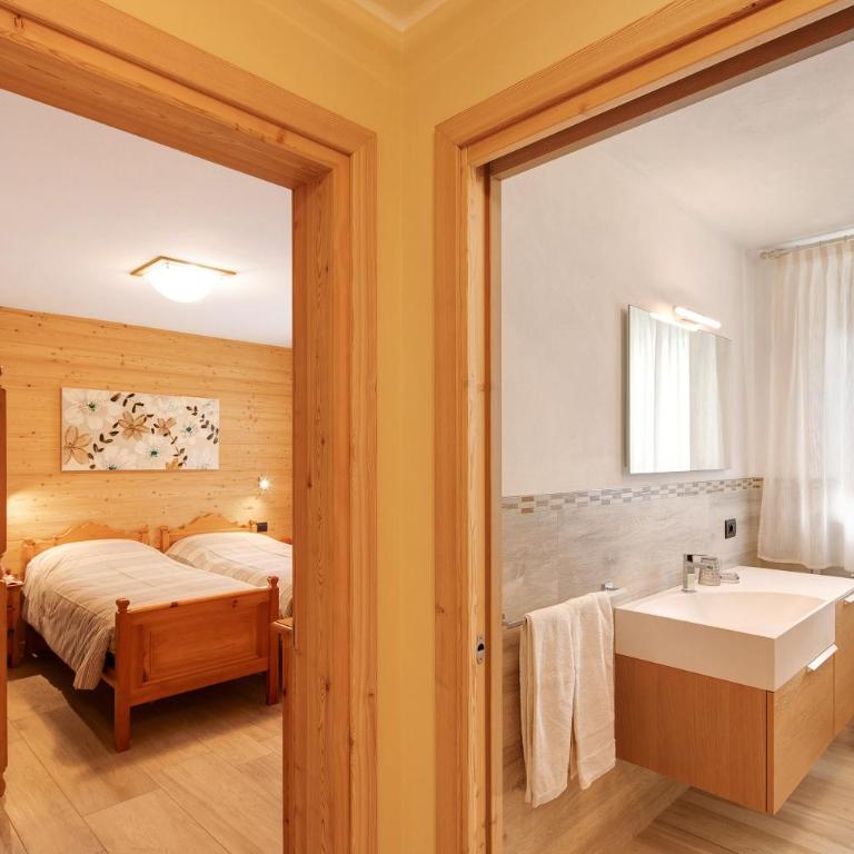 Casa Silvia - Appartamento Deluxe con 2 Camere da Letto e Vista Giardino - 16