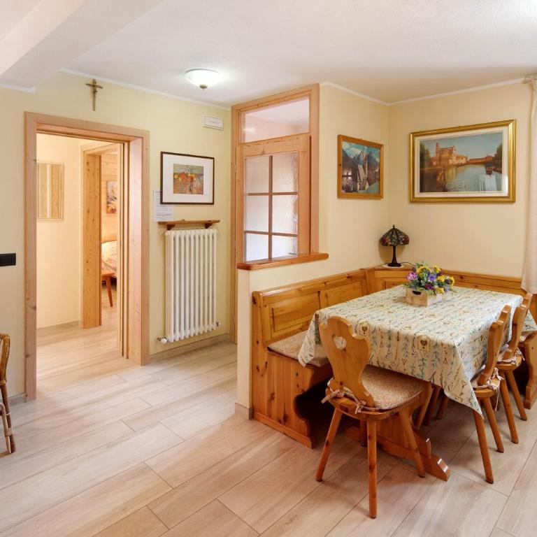 Casa Silvia - Appartamento Deluxe con 2 Camere da Letto e Vista Giardino - 7