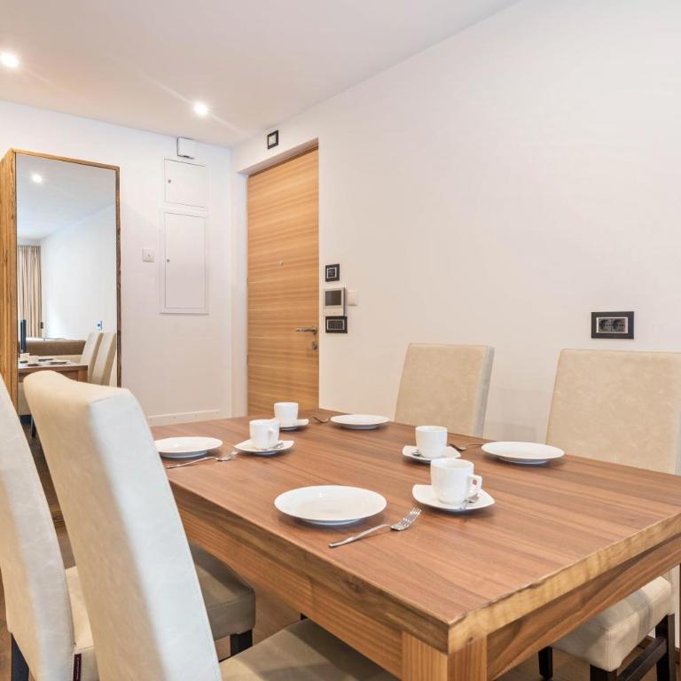 Apartment La Rodra - Appartamento Deluxe con 2 Camere da Letto e Balcone - 6