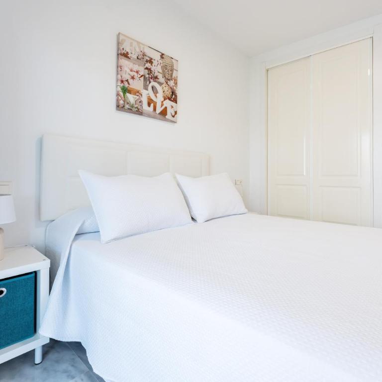 Fuengirola Los Pacos Vistamar - Superior One-Bedroom Apartment with Balcony - 14