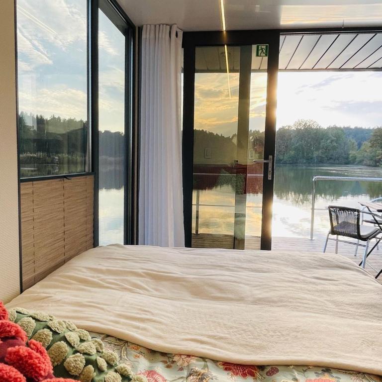 Hausboot Eisvogel - Doppelzimmer mit Seeblick - 11