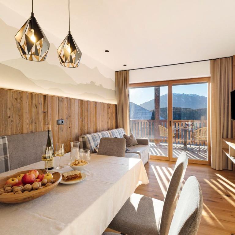 Lechnerhof - Clara´s Mountain Lodge - Deluxe-Apartment mit 2 Schlafzimmern und Gartenblick - 4