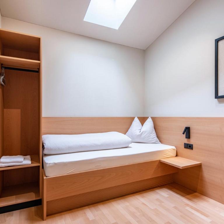 Ferienwohnung Hans - Premium Apartment mit 3 Schlafzimmern und Balkon - 15
