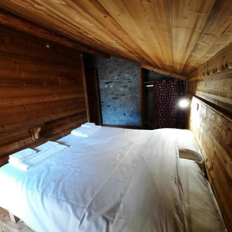 Chalet du Paradis - Two-Bedroom House - 1