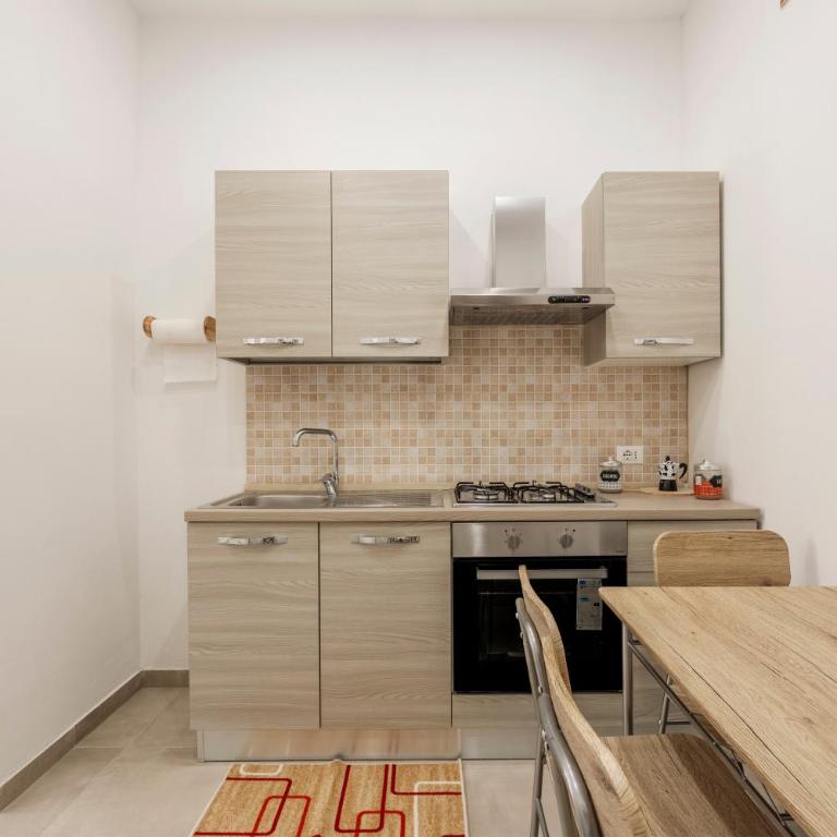 Duecento Passi - Apartment with Shower - 5