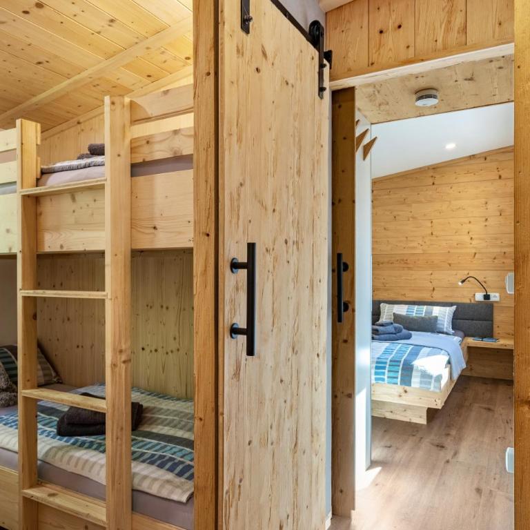 Alpenchalet zum Hirsch - Chalet mit 3 Schlafzimmern - 2