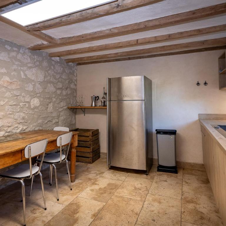 Gite De Myans 15 Personnes - Appartement avec Terrasse - 7