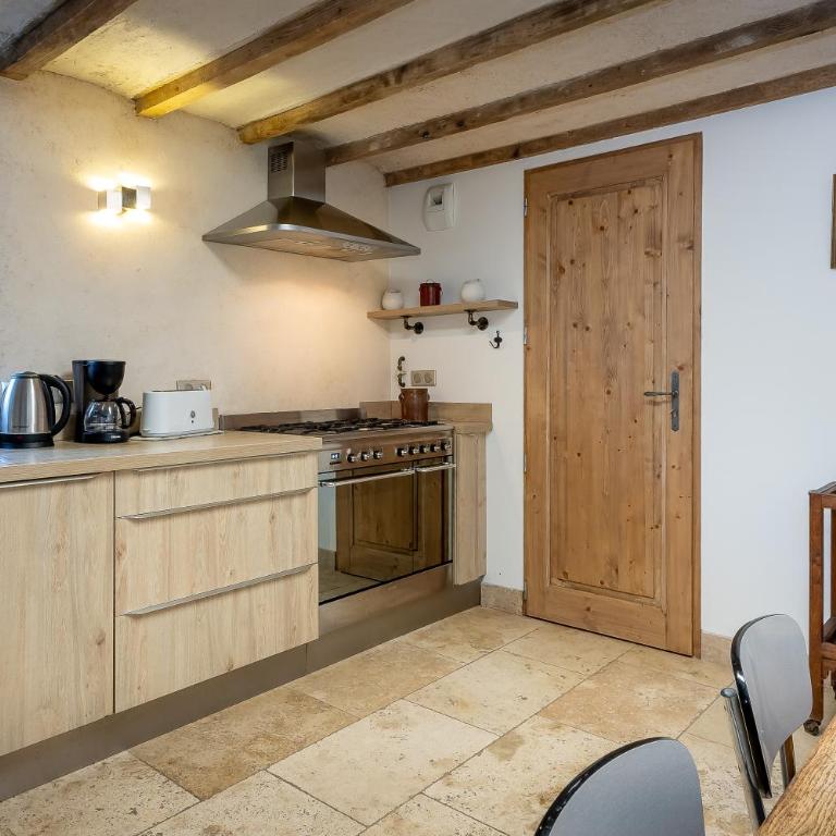 Gite De Myans 15 Personnes - Appartement avec Terrasse - 8