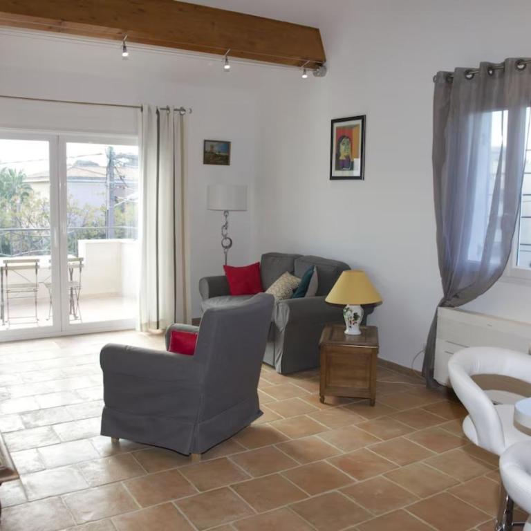 T3 coeur de Sanary - 100m du port - Deluxe Apartment mit Balkon und 2 Schlafzimmern - 19