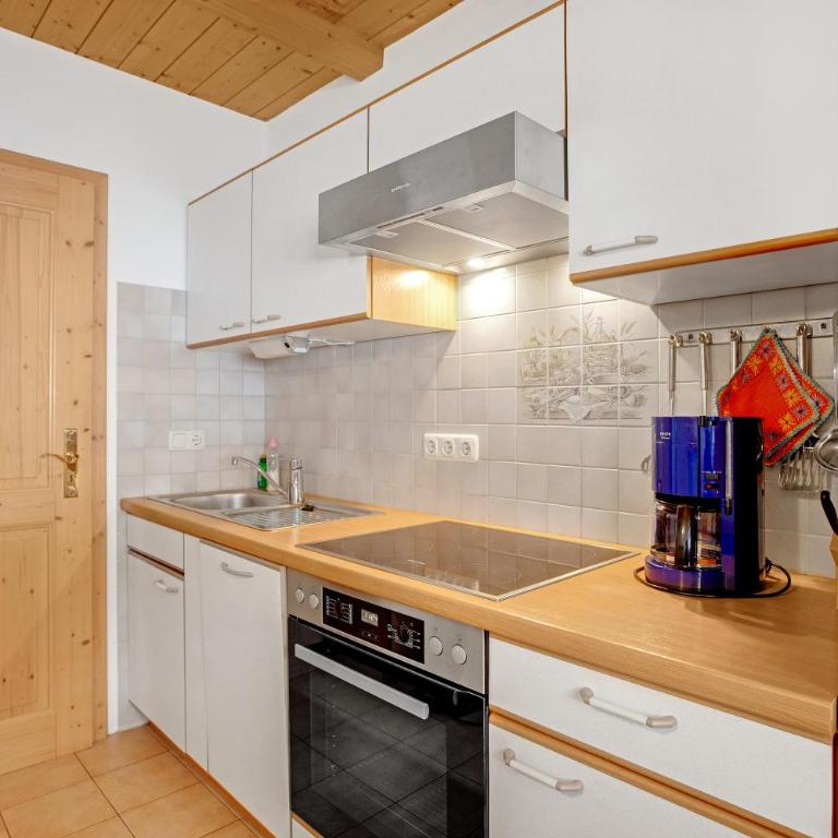 Ferienwohnung König im Obergeschoss - Deluxe Apartment mit Balkon und 2 Schlafzimmern - 8