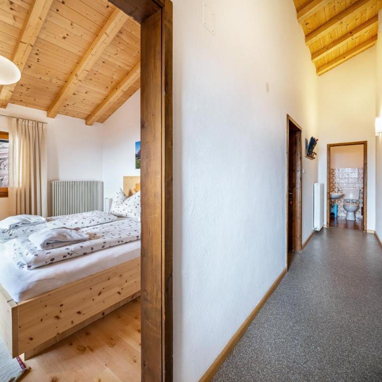Eggerhof Familienparadies - Two-Bedroom Deluxe Apartment with Balcony - 4
