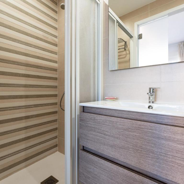 Apartamento Fuengirola - Appartamento Deluxe con 2 Camere da Letto e Balcone - 18