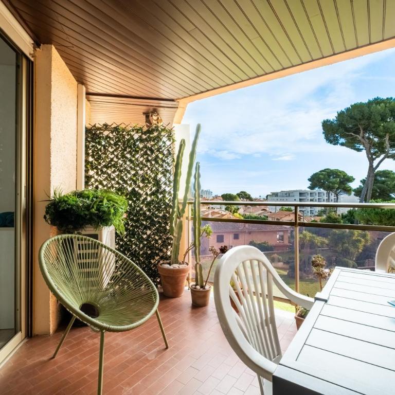 Le Rose Garden - Appartement 1 Chambre Supérieur avec Balcon - 14