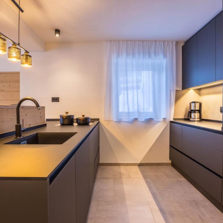 Apartments Armeri Black Dolomites - Appartamento Superior con 1 Camera da Letto e Balcone - 2