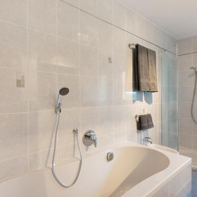 Sprenghof Ferienwohnung - Apartamento Deluxe de 2 dormitorios con balcón - 22