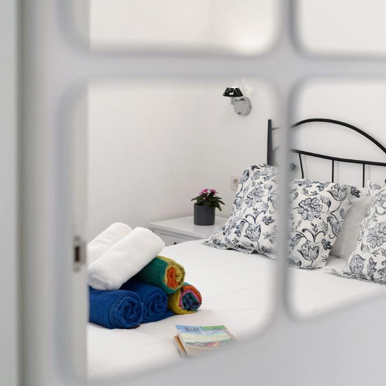 Rosales - One-Bedroom Apartment with Garden View - 14