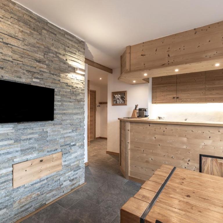 Appartement au centre de megève - Two-Bedroom Deluxe Apartment with Balcony - 4