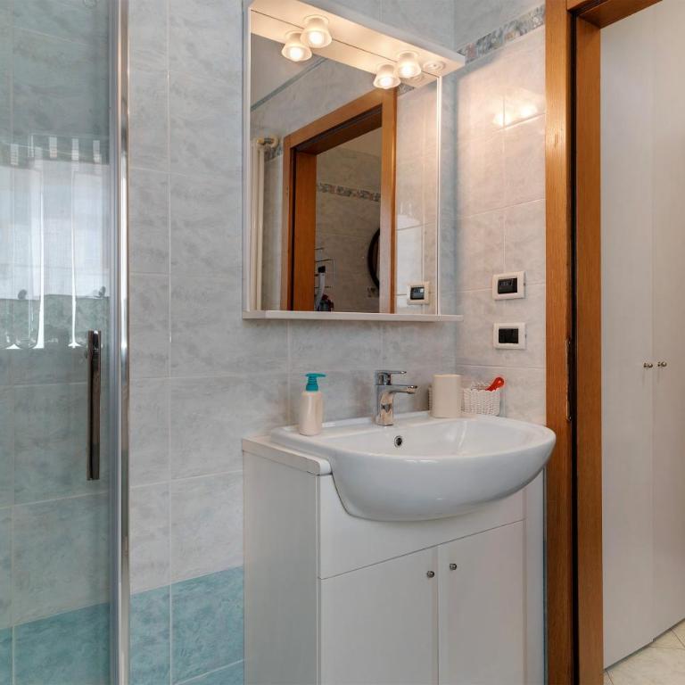Ciclamino Superior Otto - Superior One-Bedroom Apartment with Balcony - 14