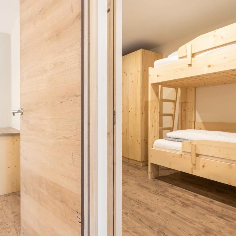 Villa Lara Föhre - Two-Bedroom Deluxe Apartment with Garden View - 7