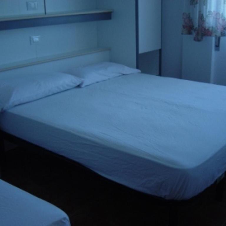 Apartment Renata 25 - Appartamento Deluxe con 2 Camere da Letto e Vista Giardino - 7