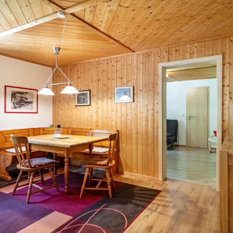 Balzerberg - Apartment mit 1 Schlafzimmer und Gartenblick - 12