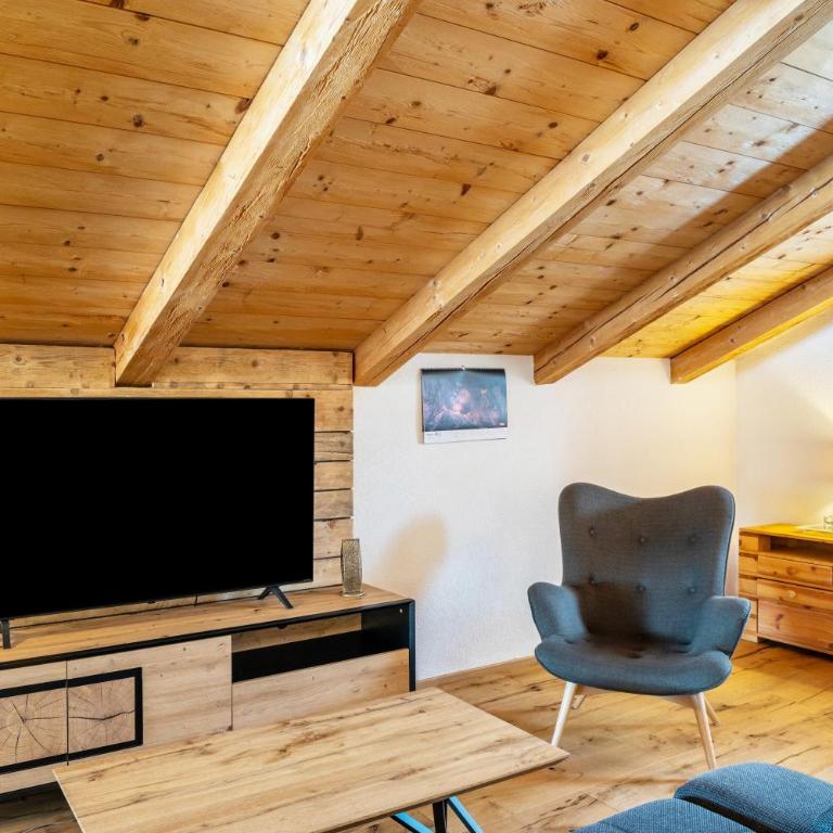 Apartment Kracherlemoos - Premium Apartment mit 3 Schlafzimmern und Balkon - 4