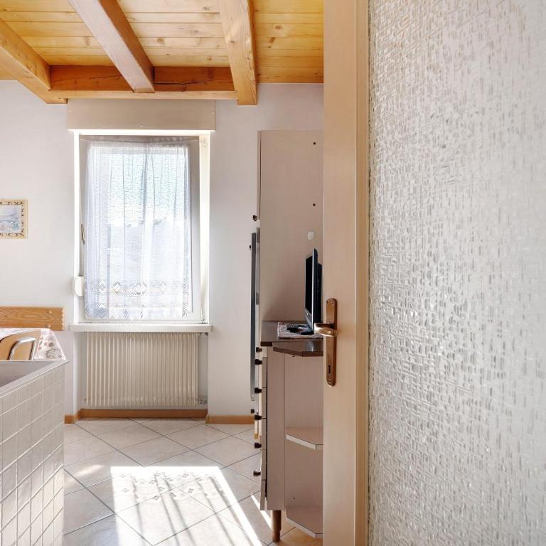 Agriturismo Vento Alpino - Appartamento Deluxe con 2 Camere da Letto e Balcone - 10