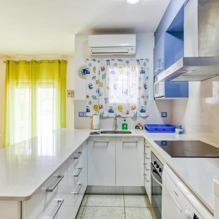 Apartamento Roses Victor - Apartamento Deluxe de 2 dormitorios con balcón - 6