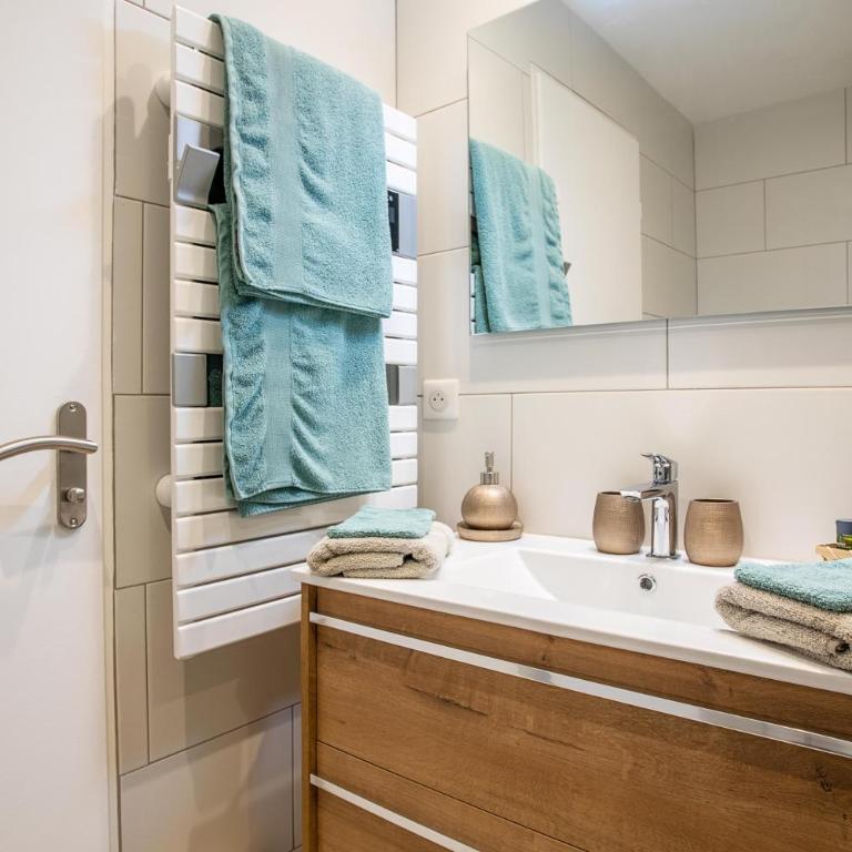 Studio Golfe de Saint Tropez - Studio with Balcony - 15