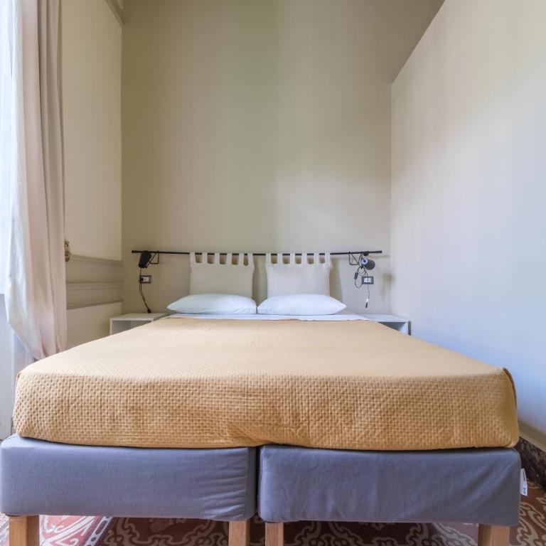 Epoque - Standard Queen Room - 2