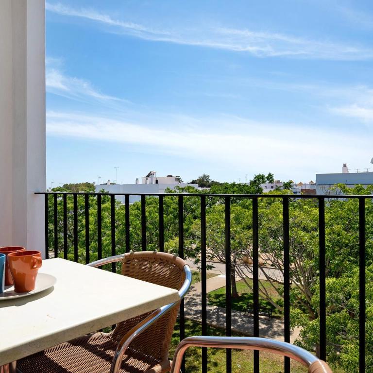 Casa Mar - Two-Bedroom Deluxe Apartment with Balcony - 2