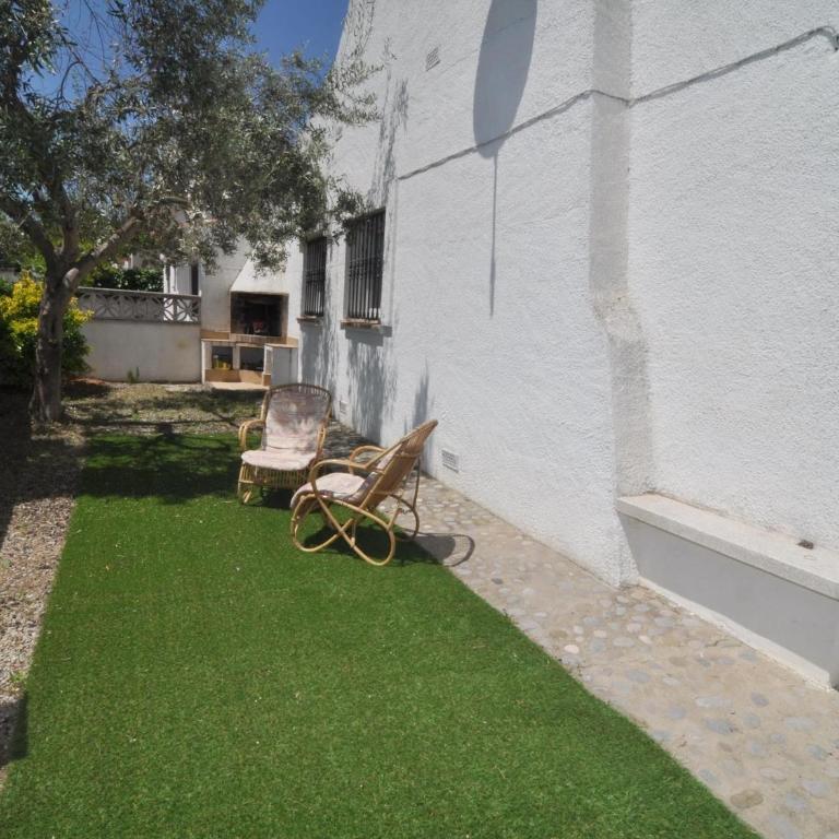 Casa en planta baja con jardín y piscina comunitaria en una zona tranquila de L'Escala - HISP-7-14 - Villa - 1