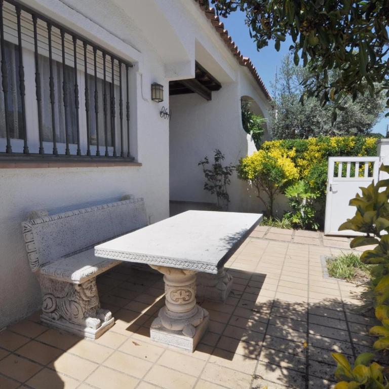 Casa en planta baja con jardín y piscina comunitaria en una zona tranquila de L'Escala - HISP-7-14 - Villa - 10