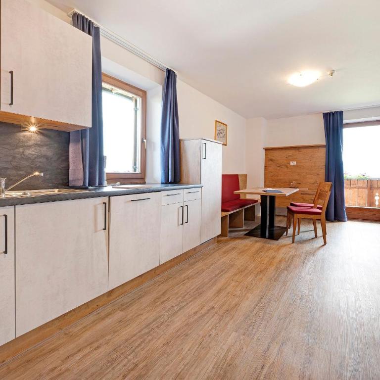 Residence Condor Apt Eidechsspitz - Appartamento Deluxe con 2 Camere da Letto e Vista Giardino - 1